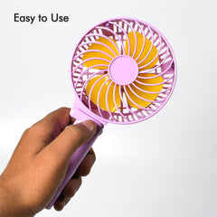 Compact table fan with battery pack