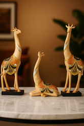 Decorative Giraffe Showpiece Set