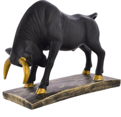 Bull Sculpture for Home Decor .