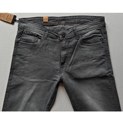 Generic Men's Cotton Blended Solid Tapered Jeans (Grey)