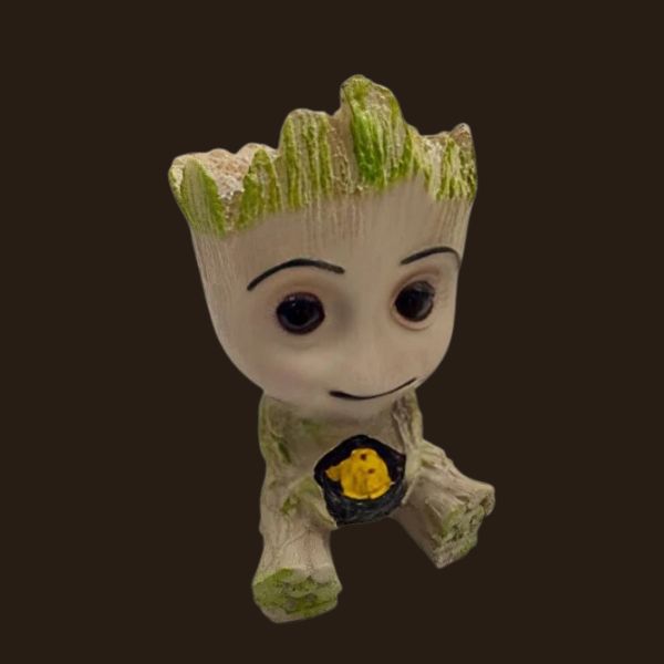 Cute Groot-Shaped Table D?cor with Bird ??Handcrafted Resin Showpiece for Home & Office