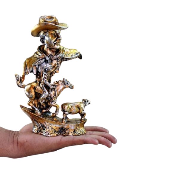 Resin Cowboys with Horse & Cow Decor Showpiece